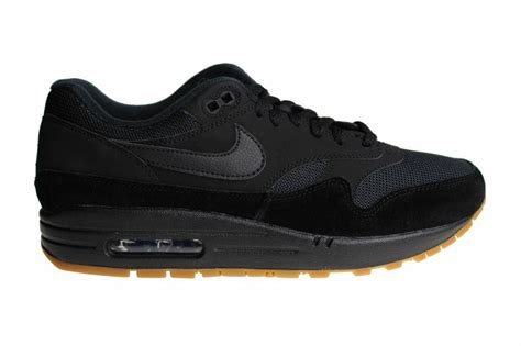 nike heren zwart bruine zool|zwarte sneaker heren.